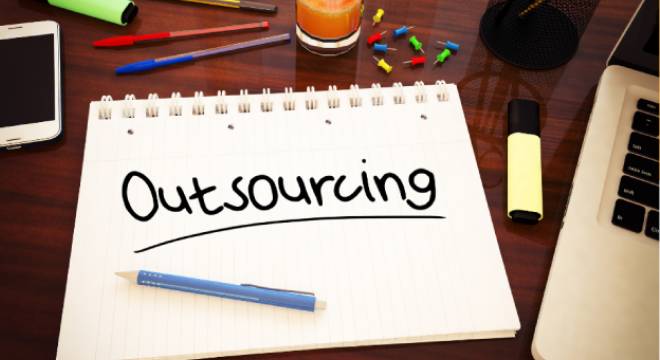 What is Software Outsourcing? Why to Outsource It?